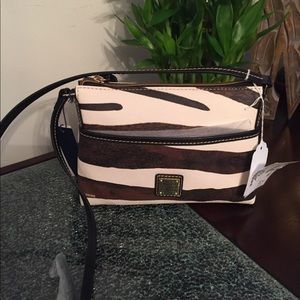 Small Dooney & Bourke crossbody